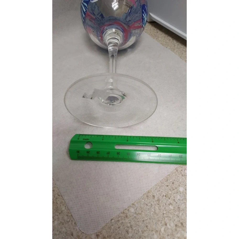 Lilly Pulitzer Acrylic Wine Glass- She She‎ Shell